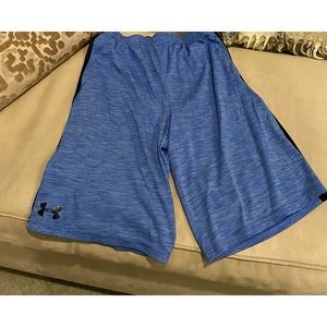 Boys L Under Armour Athletic Shorts Blue